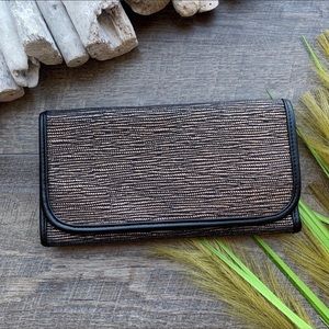 💙💙Hudson + Bleecker Gold & Black Bag